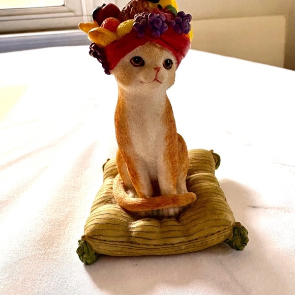 Orange Tabby Cat with Fruit (Carmen Mirandaish) Hat Votive Candle Holder w Shade - Picture 10 of 15
